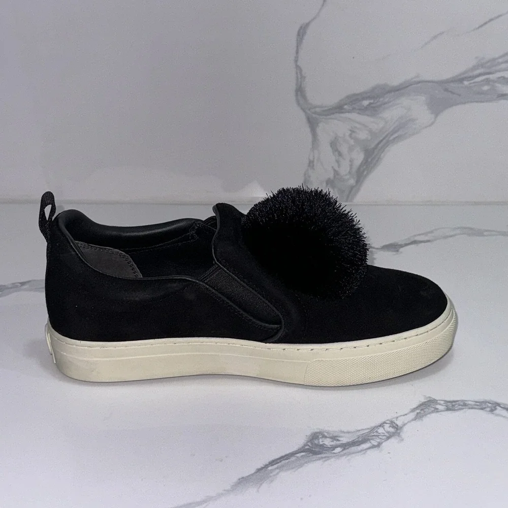 Tory Burch Pom Pom Designer Sneakers Shoes Black Women's Size 7.5